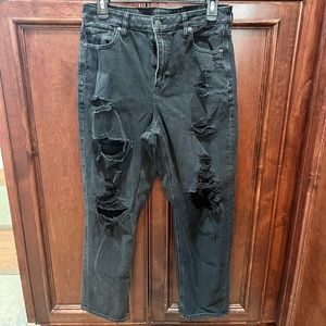 Women’s American Eagle black jeans with holes size 10